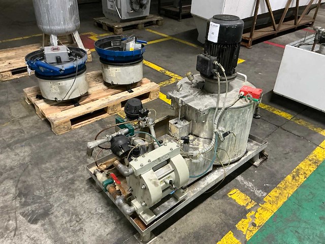 Rvs mengtank - afbeelding 1 van  4