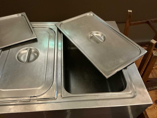 Rvs mobiele bain-marie warmhoudwagen met 3 gn-bakken en onderkast - afbeelding 7 van  9