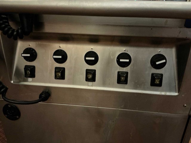 Rvs mobiele bain-marie warmhoudwagen met 3 gn-bakken en onderkast - afbeelding 9 van  9