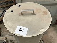 Rvs opslagtank en grundfos waterpomp - afbeelding 4 van  6