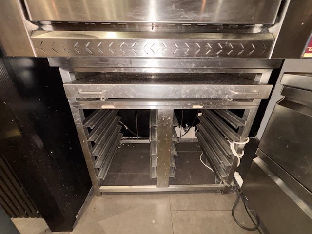 Rvs pizzaoven diamond met onderstel - afbeelding 4 van  6