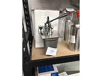 Rvs pomp saus - afbeelding 5 van  6