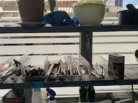 Rvs rek met inhoud - div keukengerief - afbeelding 5 van  8