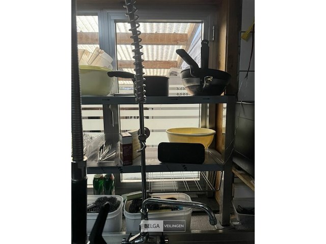 Rvs rek met inhoud - div keukengerief - afbeelding 7 van  8