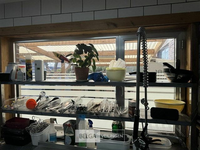 Rvs rek met inhoud - div keukengerief - afbeelding 8 van  8