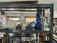 Rvs rek met inhoud - div sausen - afbeelding 3 van  7