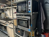 Rvs rek met verstelbare leggers