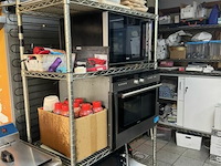 Rvs rek met verstelbare leggers - afbeelding 3 van  4