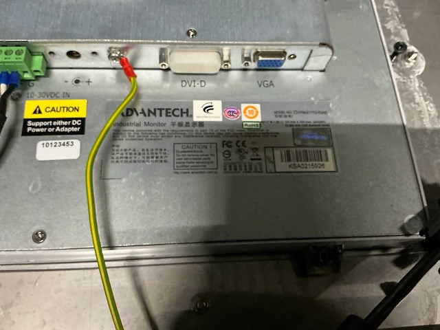 Rvs schakelkast met inhoud - afbeelding 10 van  10