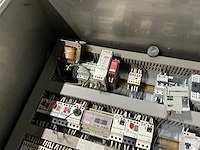 Rvs schakelkast met inhoud - afbeelding 8 van  11