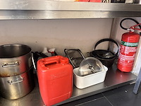 Rvs schuifkast, schabben en restinhoud - afbeelding 9 van  10