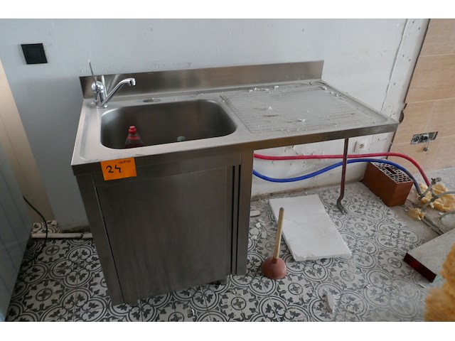 Rvs spoeltafel met opbergruimte - afbeelding 1 van  4