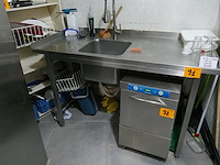 Rvs spoeltafel met uitgietbak en spoelkraan - afbeelding 1 van  3