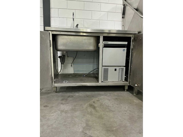 Rvs spoeltafel - afbeelding 4 van  4