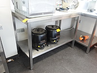 Rvs tafel - afbeelding 1 van  1