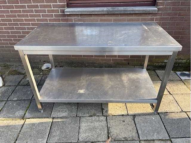 Rvs tafel - afbeelding 1 van  2