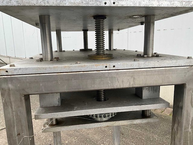 Rvs tafellift - afbeelding 7 van  8