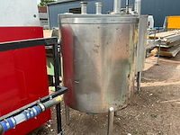 Rvs tank - afbeelding 1 van  9