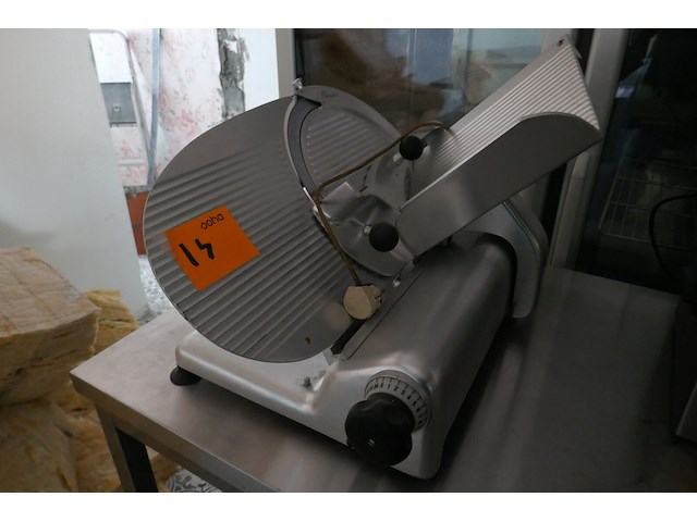 Rvs vleessnijmachine bizerba - afbeelding 1 van  4