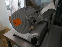 Rvs vleessnijmachine bizerba - afbeelding 1 van  4