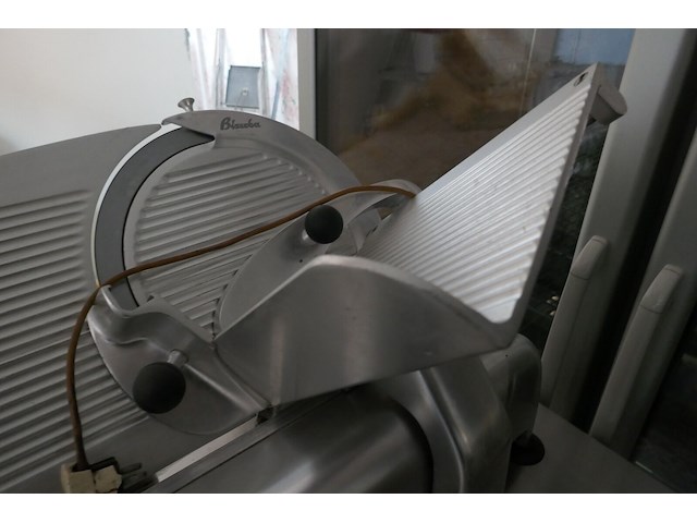 Rvs vleessnijmachine bizerba - afbeelding 3 van  4