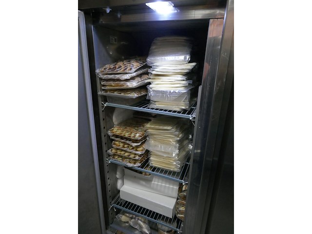 Rvs vrieskast met dubbele deur ggmgastro - afbeelding 4 van  5