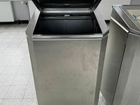 Rvs vuilnisbakken - afbeelding 3 van  6