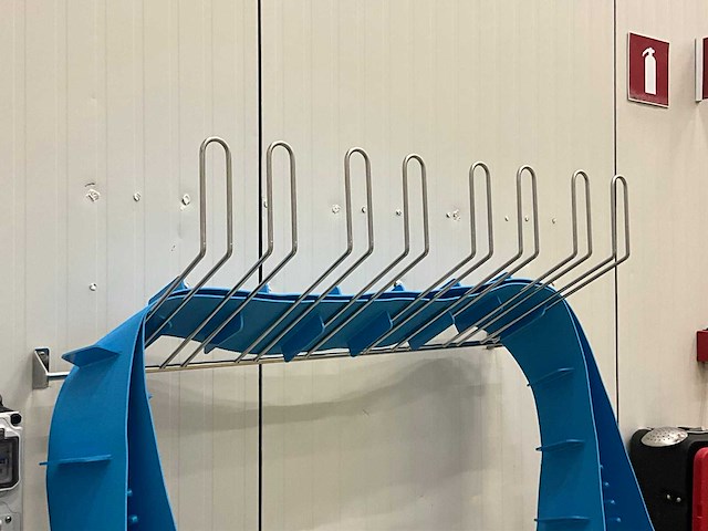 Rvs wandhangers (2x) met inhoud - afbeelding 3 van  11