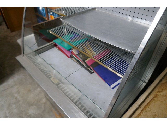 Rvs wandkoeling vitrine + terrasverwarmer - afbeelding 4 van  4
