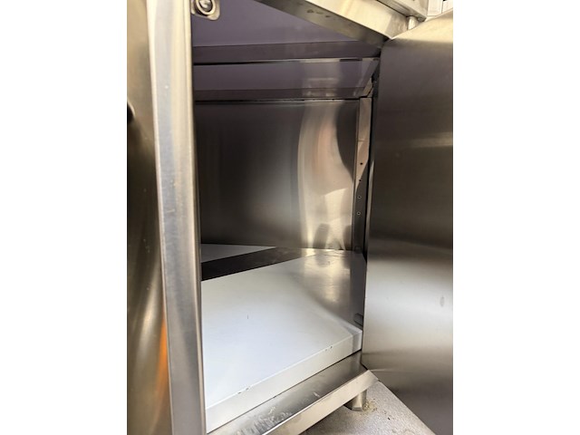 Rvs werkbank hoekopstelling ggmgastro - afbeelding 4 van  5