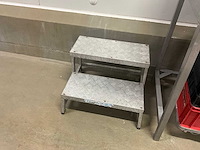 Rvs werkstand/meubel en opstap - afbeelding 8 van  8