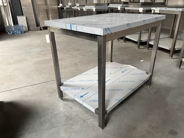 Rvs werktafel 100x70cm - afbeelding 1 van  4