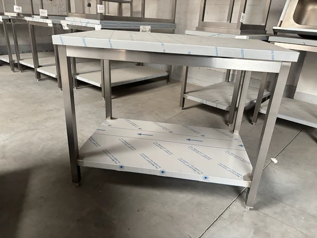 Rvs werktafel 110x70cm - afbeelding 2 van  2