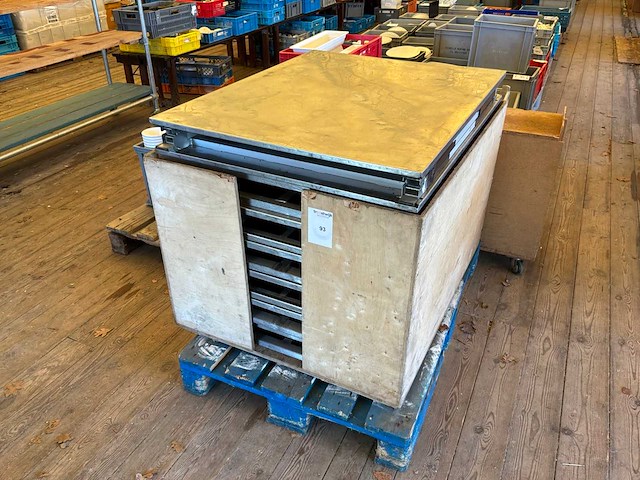 Rvs werktafel (7x) - afbeelding 1 van  5