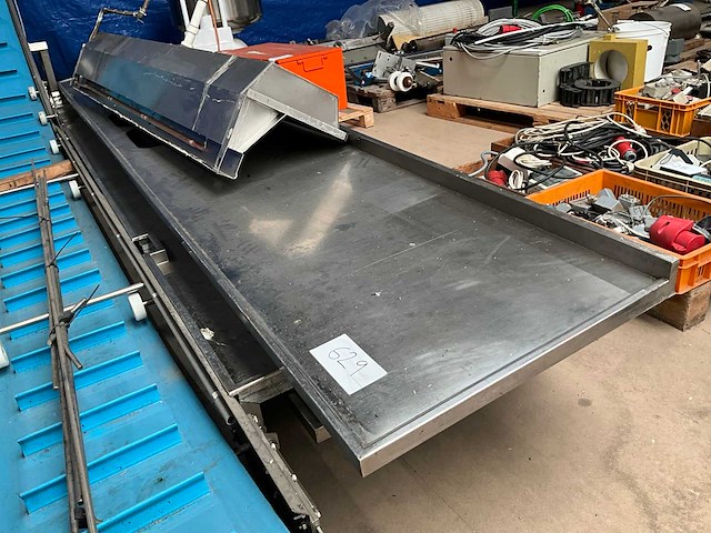 Rvs werktafel en spoeltafels (5x) - afbeelding 1 van  6