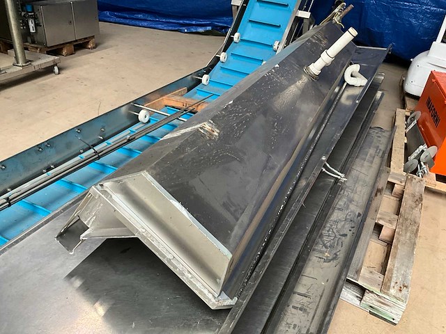 Rvs werktafel en spoeltafels (5x) - afbeelding 2 van  6