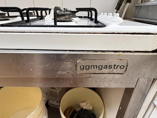 Rvs werktafel ggm gastro met gasvuur - afbeelding 3 van  3