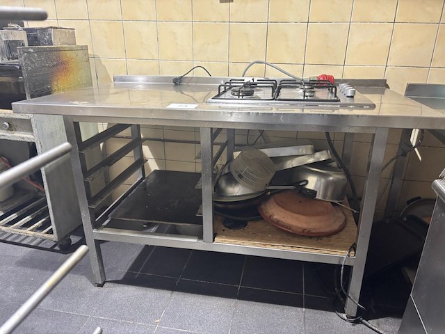 Rvs werktafel met 4 pits gasvuur - afbeelding 1 van  2