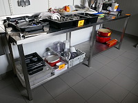 Rvs werktafel met bodemschap - afbeelding 2 van  3