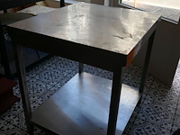 Rvs werktafel met bodemschap - afbeelding 1 van  4