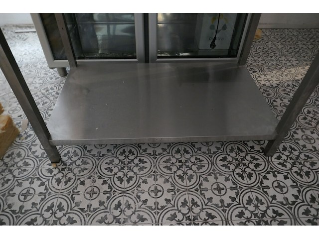 Rvs werktafel met bodemschap - afbeelding 2 van  4