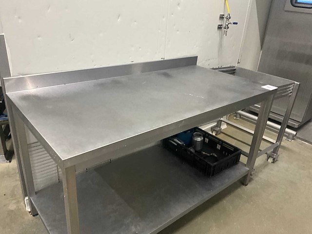 Rvs werktafel met legger onderaan - afbeelding 3 van  9