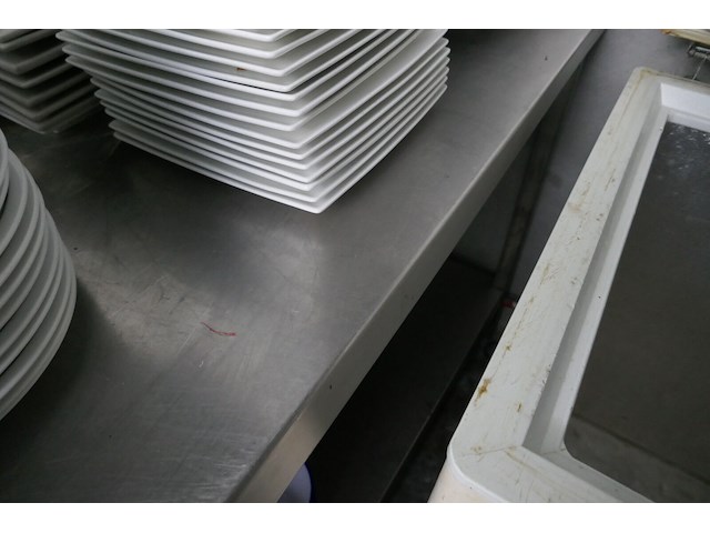 Rvs werktafel met onderstel - afbeelding 2 van  4