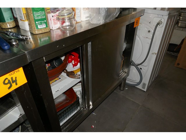 Rvs werktafel met schuifdeuren - afbeelding 2 van  2
