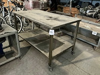 Rvs werktafel - afbeelding 1 van  3