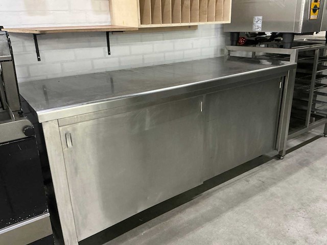 Rvs werktafel - afbeelding 1 van  4