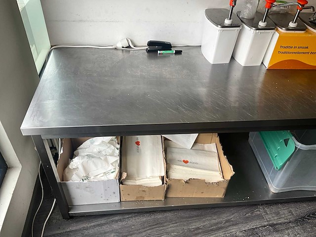 Rvs werktafel - afbeelding 2 van  3