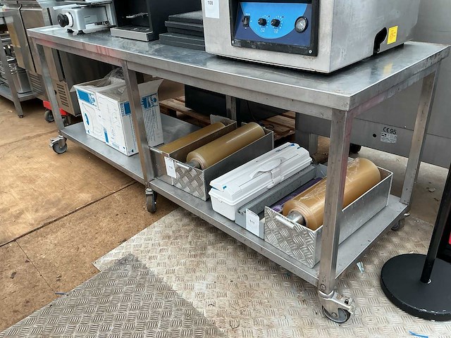 Rvs werktafel - afbeelding 1 van  1