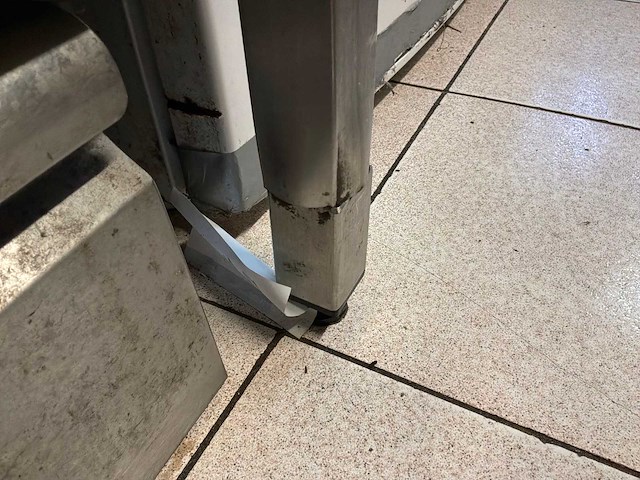 Rvs werktafel - afbeelding 2 van  2