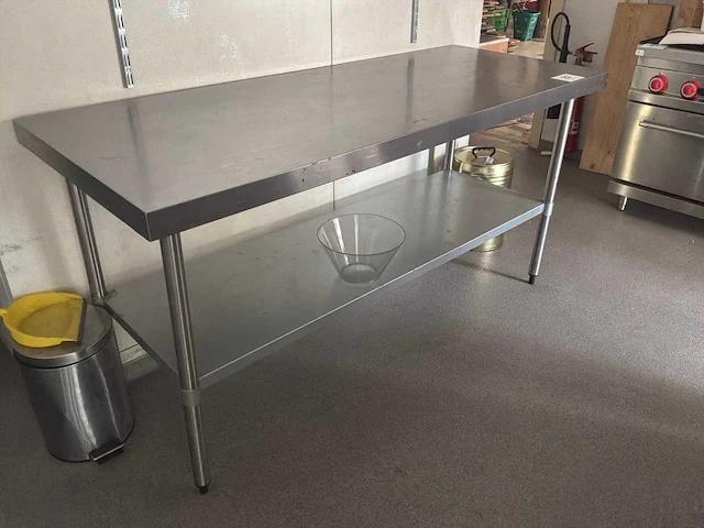 Rvs werktafel - afbeelding 1 van  3